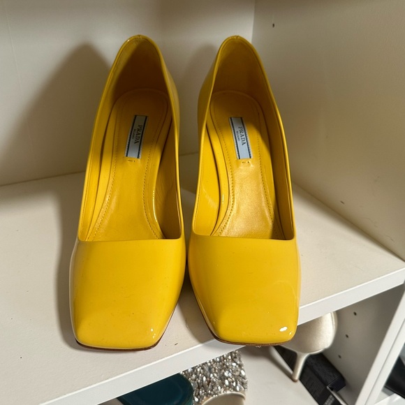 Prada Block Heel Pump - Picture 2 of 3